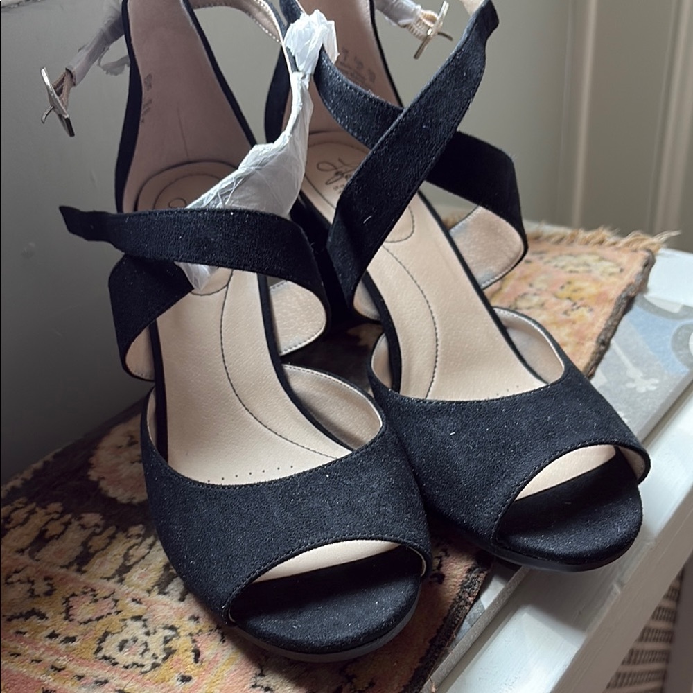 Elegant Black Women's Sandals